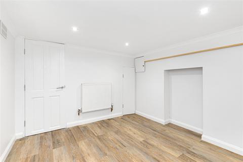 11 Brockenhurst Road, Ascot, SL5 9DJ