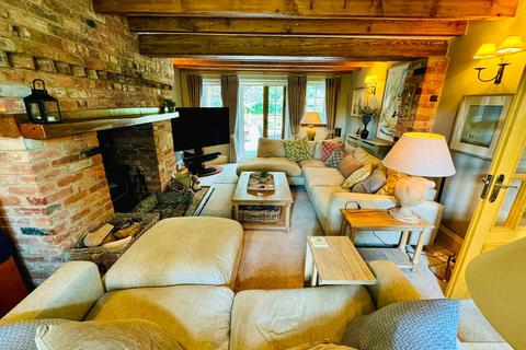 5 bedroom detached house for sale, Woodside Lane, New Milton, Hampshire, BH25