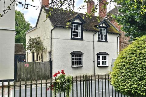 4 bedroom semi-detached house for sale, Church Street, Newent