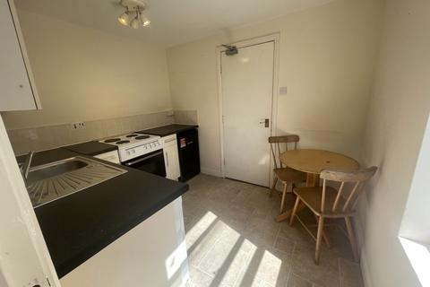 Studio to rent, Evesham Road, Cheltenham GL52