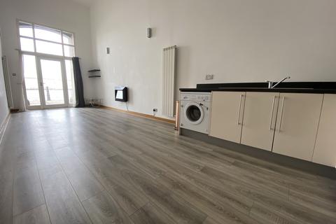 undefined, Dock Road, Birkenhead CH41