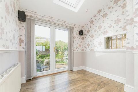 3 bedroom semi-detached house for sale, Stephen Drive, Grenoside, Sheffield