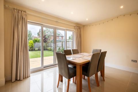 4 bedroom detached house for sale, Victory Boulevard, Lytham St. Annes, FY8