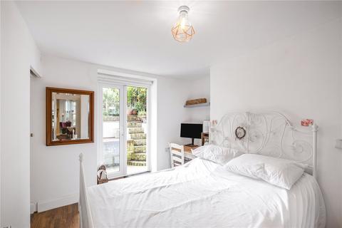 1 bedroom maisonette for sale, Kenilford Road, London, SW12