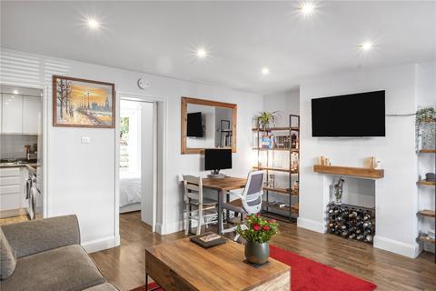 6a Kenilford Road, London, SW12 9PR