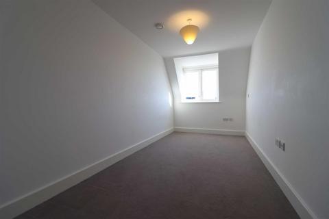 2 bedroom apartment for sale, Pembroke Road, Ruislip HA4