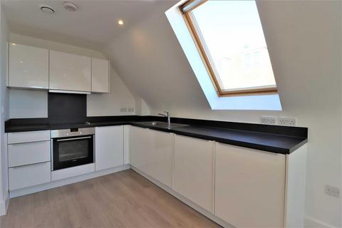 2 bedroom apartment for sale, Pembroke Road, Ruislip HA4