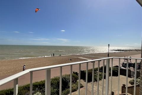 Marine Parade, Hythe, Kent