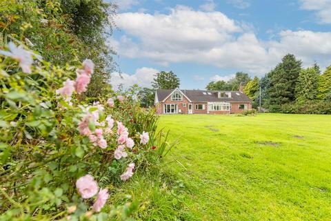 4 bedroom bungalow for sale, Long Meadow, Kidderton Lane, Brindley, Nantwich