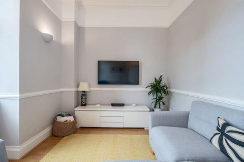 30 Brigade Place, Caterham, CR3 5ZU