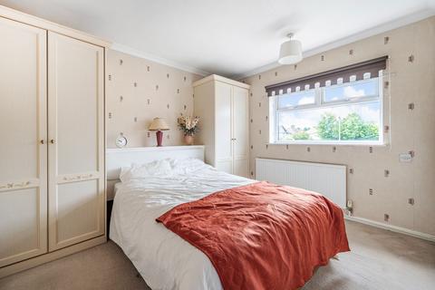 14 Spencer Road, Caterham, CR3 5LA
