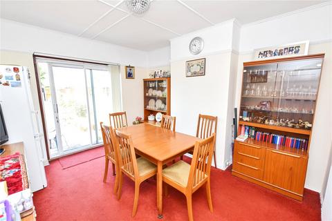 25 Cumberland Drive, Bexleyheath, DA7 5LA