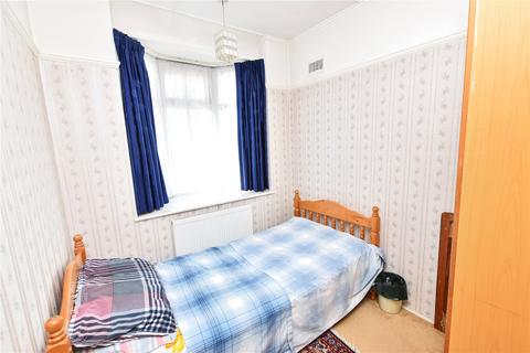25 Cumberland Drive, Bexleyheath, DA7 5LA