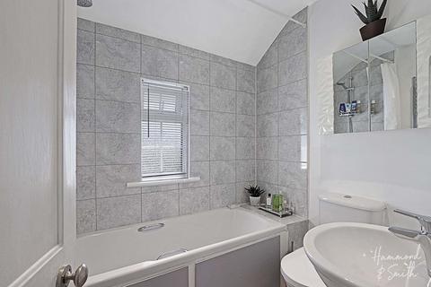 24 Charles Street, Epping, CM16 7AU
