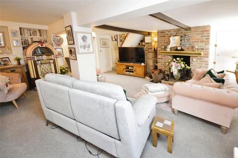 3 bedroom semi-detached house for sale, The Back, Berkhamsted HP4