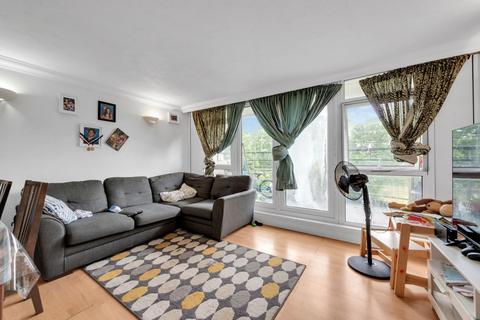 2 bedroom flat for sale, Greenwich Heights, Baker Road, London, SE18