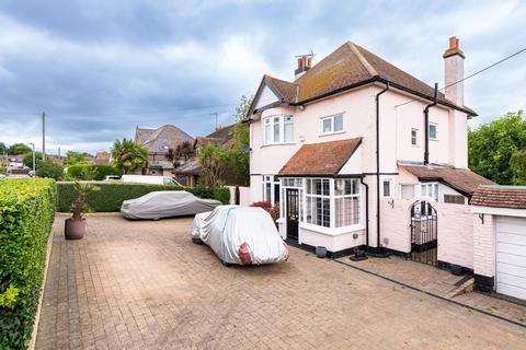 4 bedroom detached house for sale, Oak Avenue, Sheerness ME12