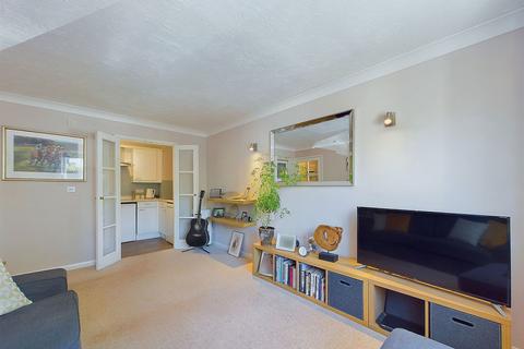 1 bedroom retirement property for sale, Findon Road, Worthing BN14