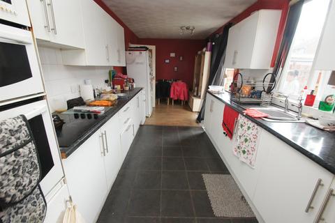 3 bedroom semi-detached house for sale, Newnham Drive, Ellesmere Port, Cheshire. CH65