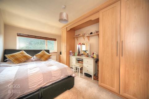 13 Gresham Close, Luton, LU2 9HJ