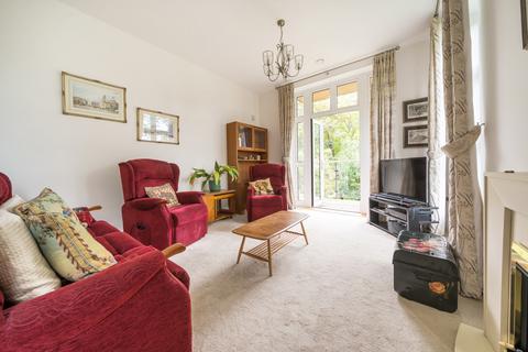 2 bedroom retirement property for sale, Ockford Road, Godalming, Surrey, GU7