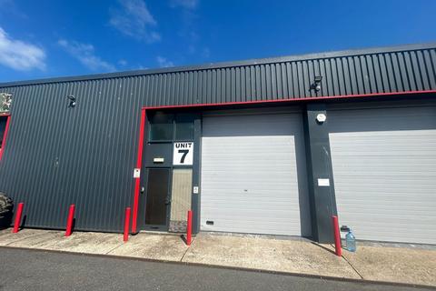 Trade counter to rent, Unit 7 Durban Business Centre, Durban Road, Bognor Regis, PO22 9FE