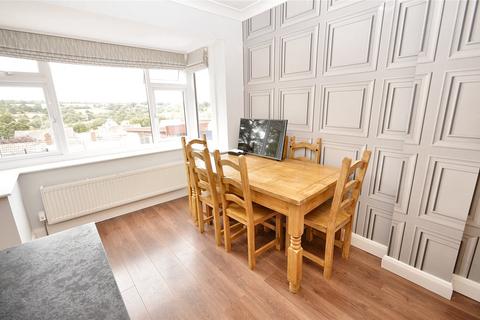 4 bedroom semi-detached house for sale, Moseley Wood Walk, Leeds