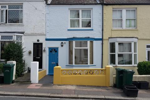 3 bedroom terraced house to rent, Ladysmith road, Brighton, BN2