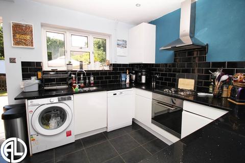 59 Chiltern View, Letchworth Garden City, SG6 3RJ