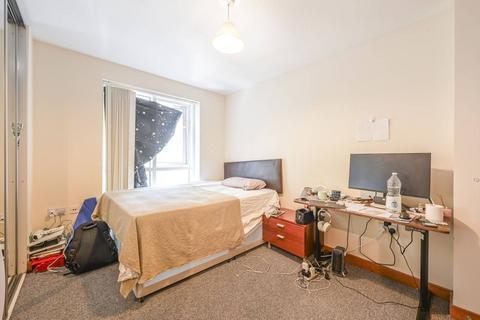 2 bedroom flat for sale, Cuba Street, Canary Wharf, London, E14