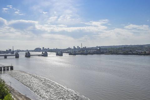 3 bedroom flat for sale, Schooner Road, Royal Wharf, Silvertown, London, E16