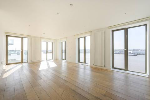 3 bedroom flat for sale, Schooner Road, Royal Wharf, Silvertown, London, E16