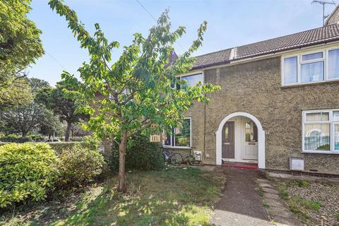 2 bedroom terraced house for sale, Gale Street, Dagenham, Essex