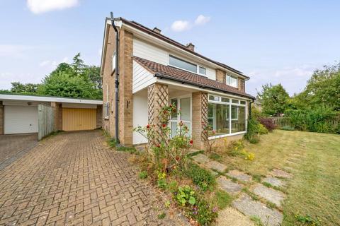 Makins Road,  Henley On Thames,  RG9