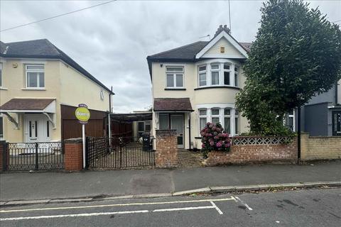 3 bedroom semi-detached house for sale, Queens Road, Feltham, Middlesex, TW13