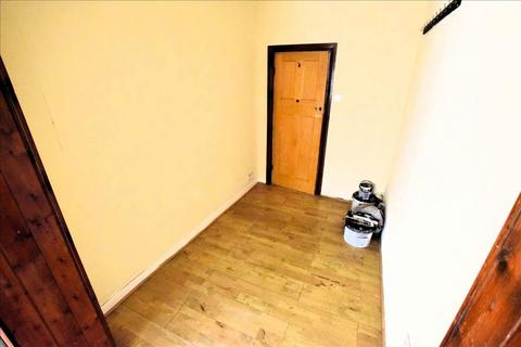 52 Queens Road, Feltham, TW13 5AR