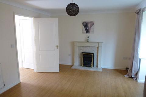3 bedroom house to rent, Fen Way, Bury St Edmunds IP33
