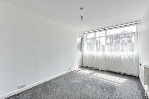 2 bedroom flat for sale, Wilford Lane, ., Nottingham, Nottinghamshire, NG2 7RF