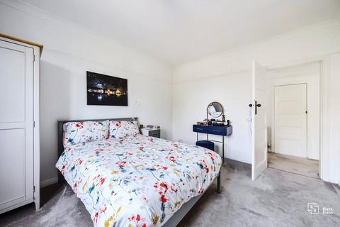 30, Cecil Court Addiscombe Road, Croydon, CR0 6SN
