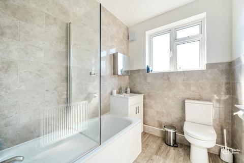 30, Cecil Court Addiscombe Road, Croydon, CR0 6SN
