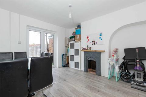 5 Franklin Road, Worthing, BN13 2PG