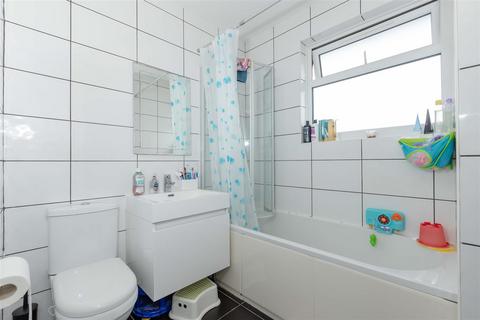 5 Franklin Road, Worthing, BN13 2PG