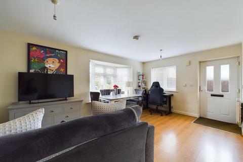 2 bedroom semi-detached house for sale, Ivydene Road, Reading, Reading, RG30