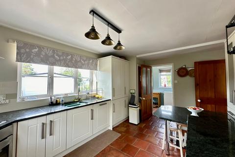 3 bedroom semi-detached house for sale, Parkway, Ledbury, HR8