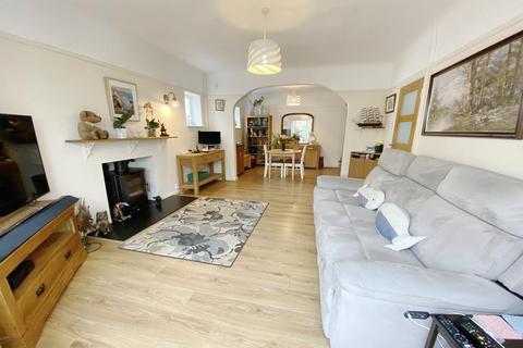 2 bedroom bungalow for sale, Muscliff Bournemouth, Dorset BH9 3NX