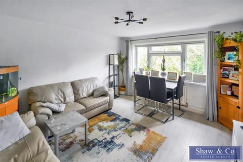 16 Guernsey Close, Hounslow, TW5 0PQ