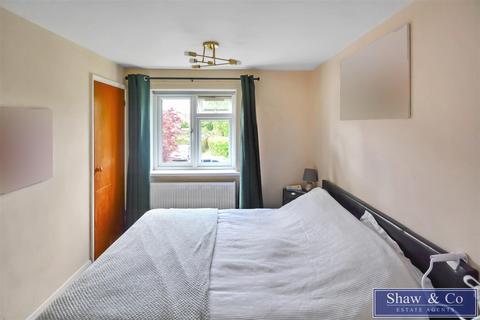 16 Guernsey Close, Hounslow, TW5 0PQ