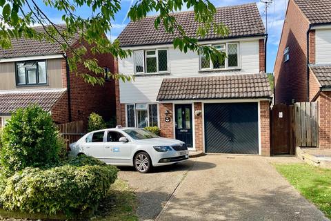 5 bedroom detached house for sale, Glyders, Benfleet, Essex, SS7