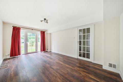 1 bedroom flat for sale, Lower Edgeborough Road, Guildford, GU1