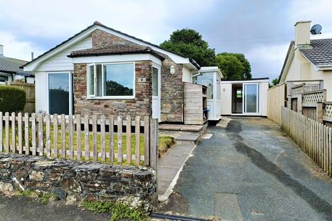 4 bedroom detached bungalow to rent, Trebullett, Cornwall PL15